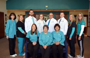 Group picture of the Mckolosky Chiropractic staff 5